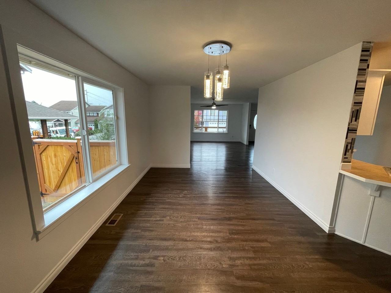 1853 Sw Olive St - Photo 7 of 19