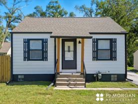 4139 N 40th Ave - Photo 1 of 1