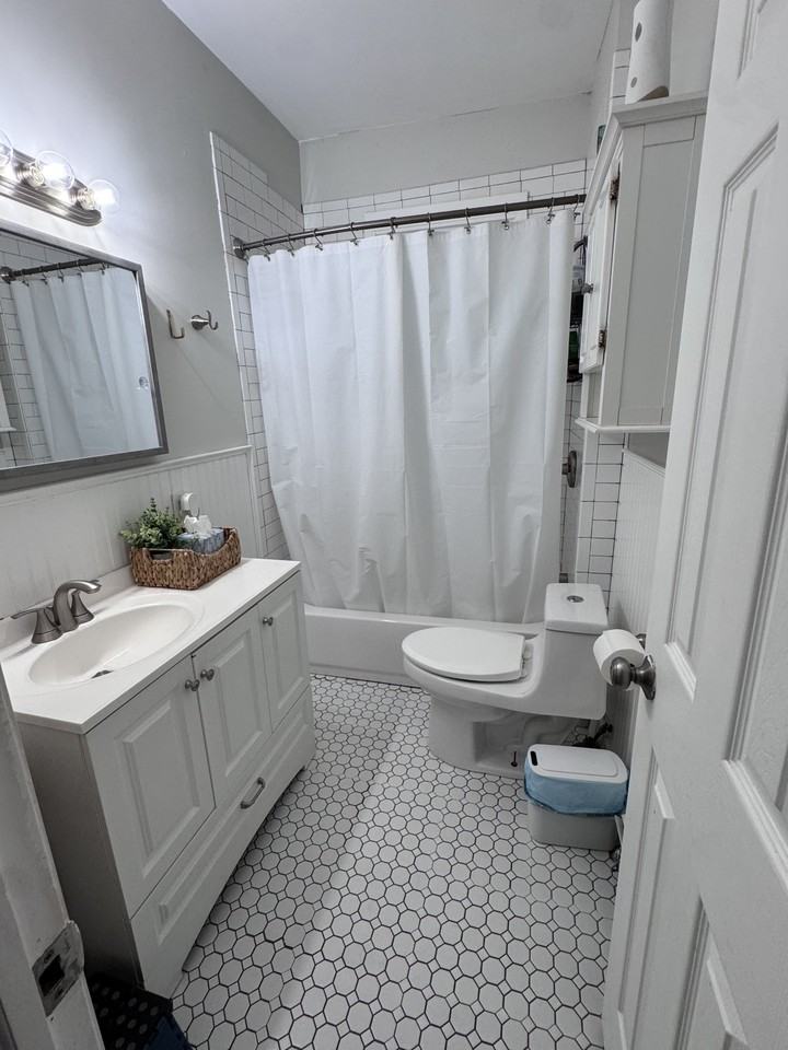 131 Heller Pkwy #2 - Photo 2 of 13