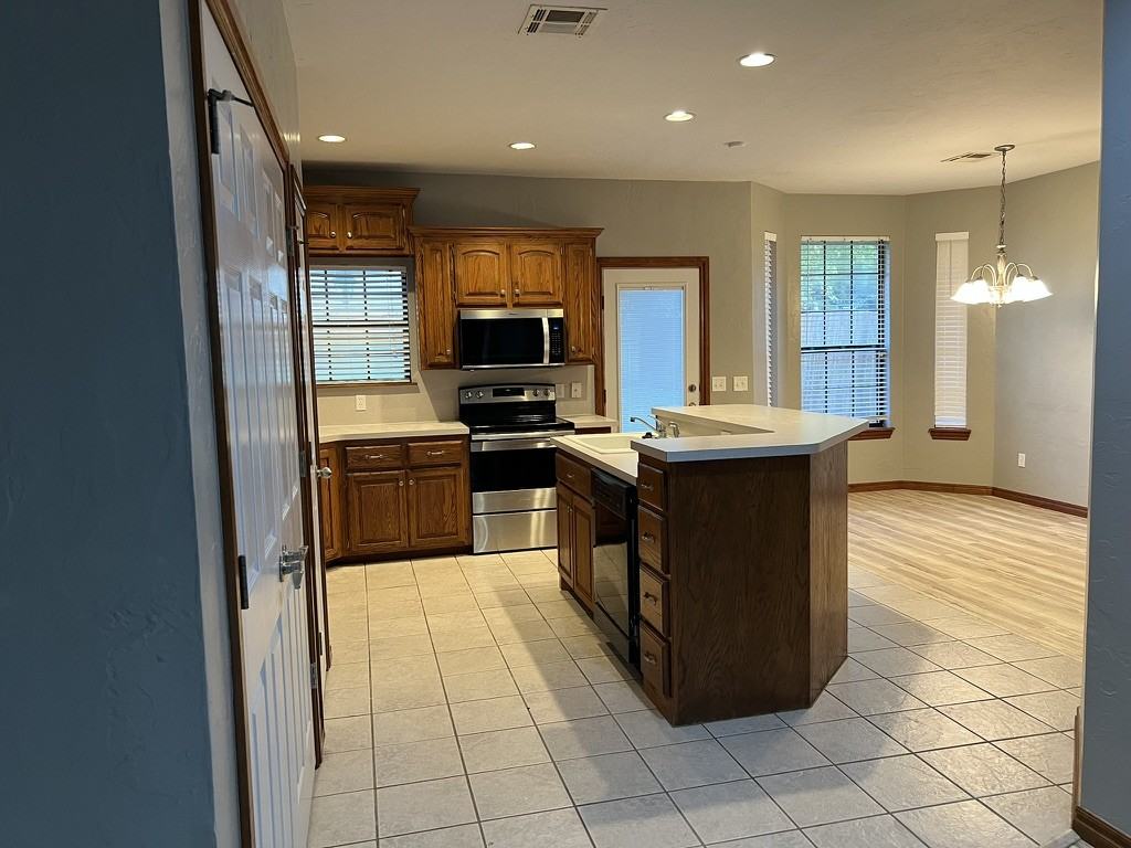 1000 Gale #NA - Photo 2 of 23