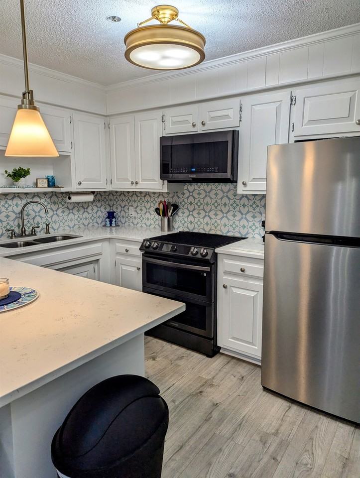 1896 New River Inlet Rd #1416 - Photo 4 of 8