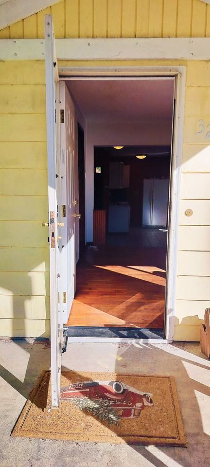 321 E Illinois St #NA - Photo 3 of 28