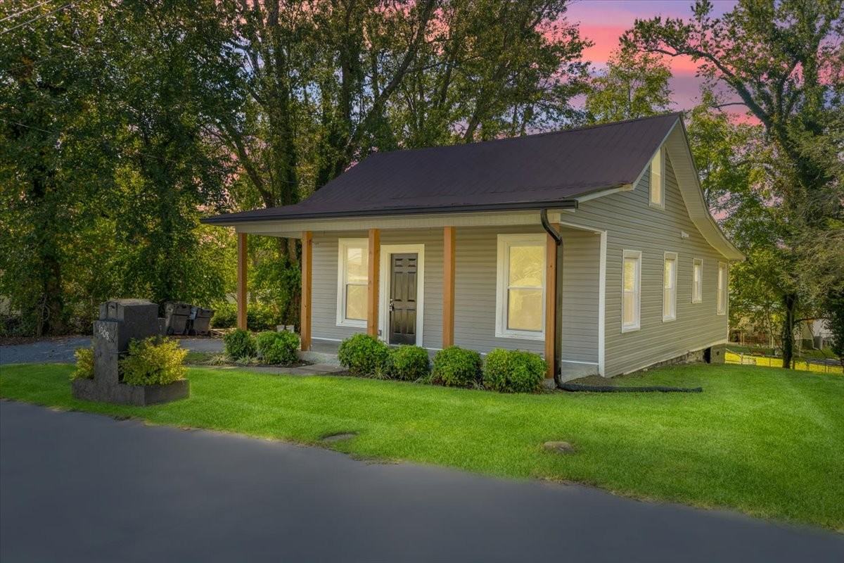 1308 Columbia Rd #NA - Photo 3 of 23