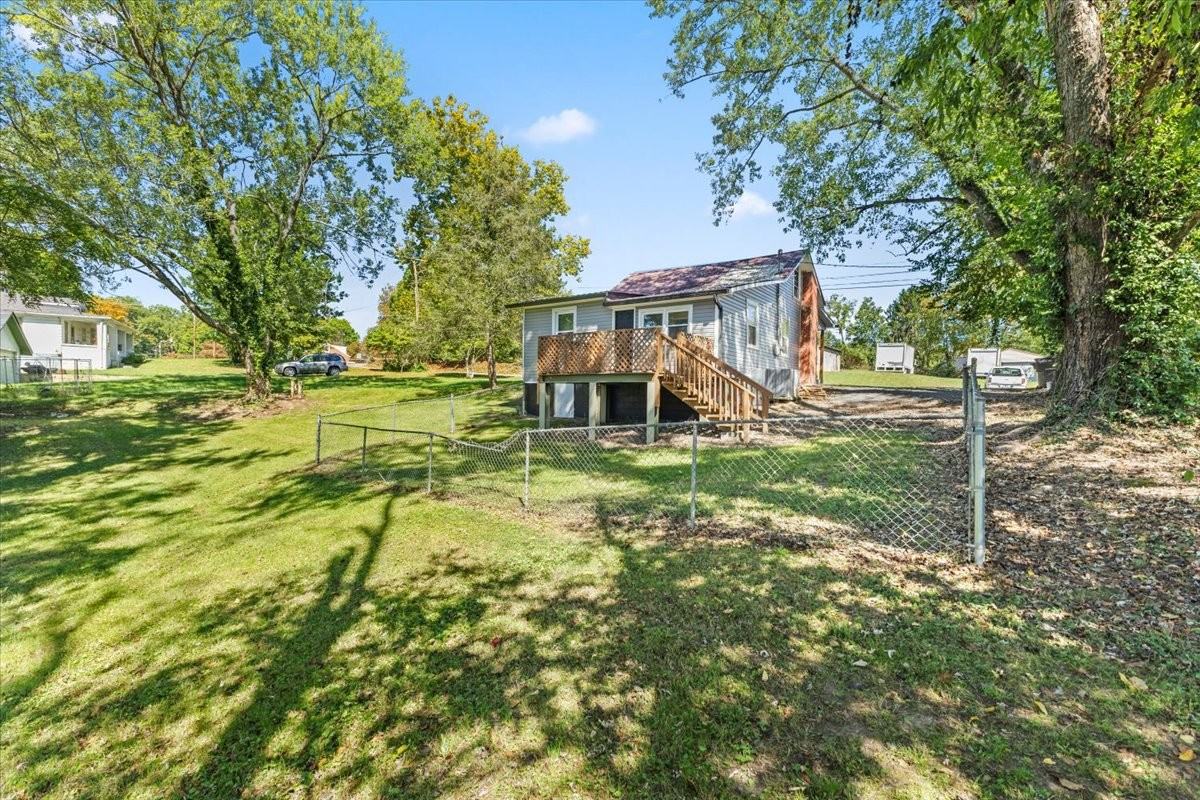 1308 Columbia Rd #NA - Photo 4 of 23