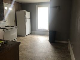 featured image of 211 Walnut St #2