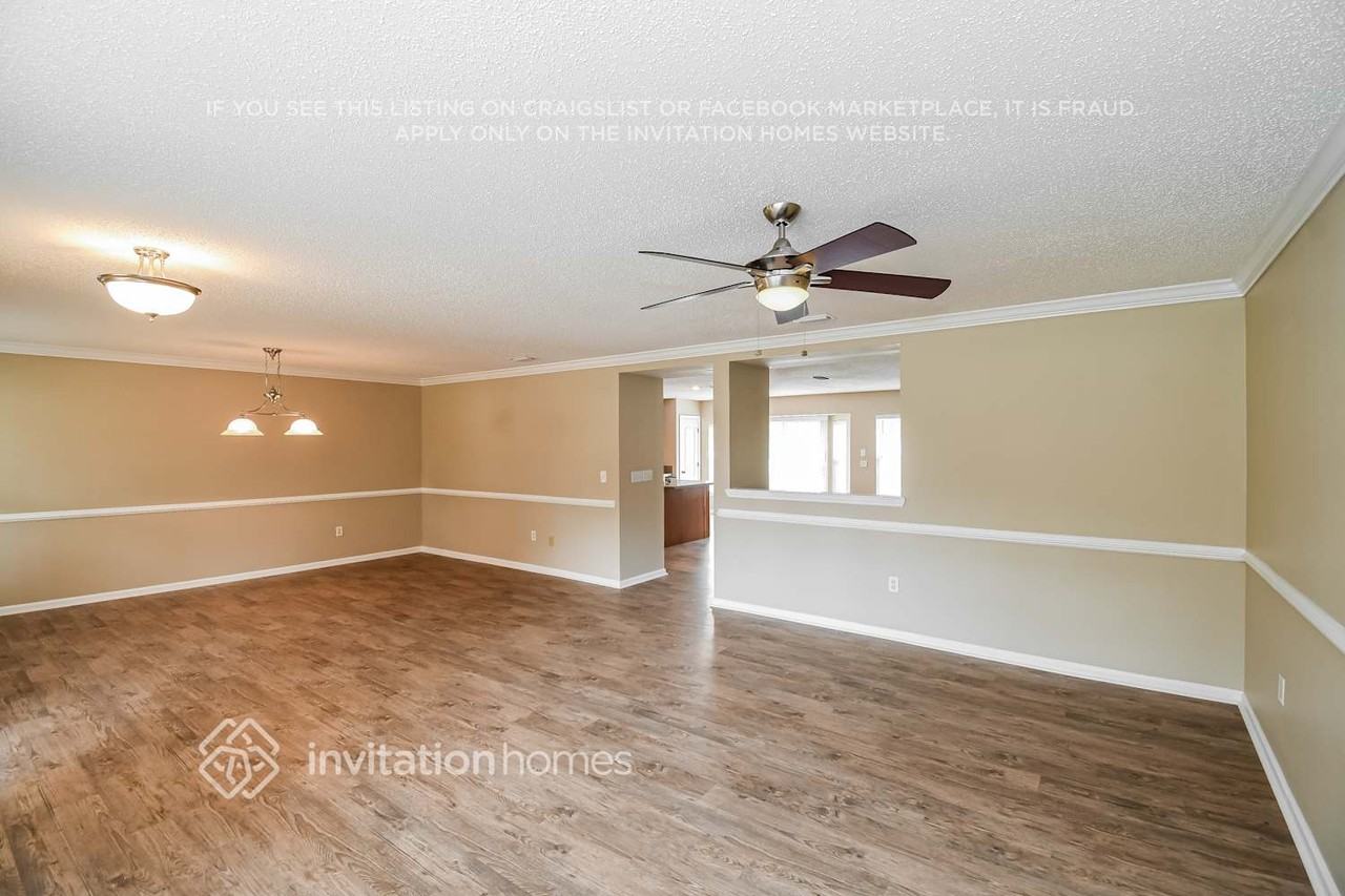 2559 Britney Lakes Lane - Photo 3 of 17