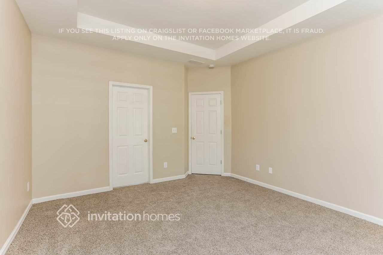 55 Lakebrooke Ln - Photo 4 of 7