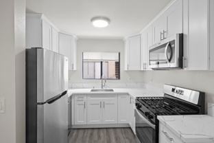 1010 - 1012 E Acacia Ave - Photo 1 of 1