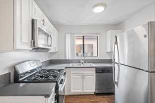 1010 - 1012 E Acacia Ave - Photo 1 of 1