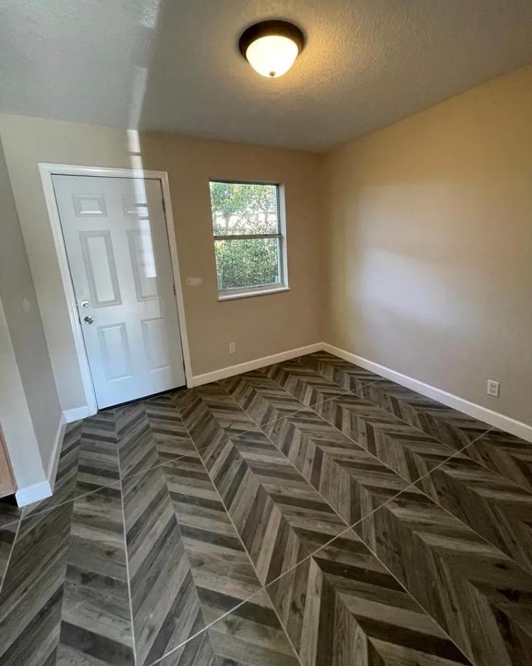 7209 Ken Knight Dr E - Photo 5 of 7