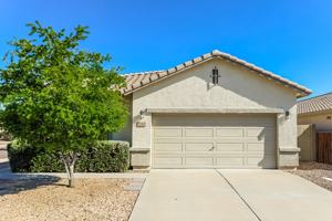 featured image of 3556 W Warren Ln