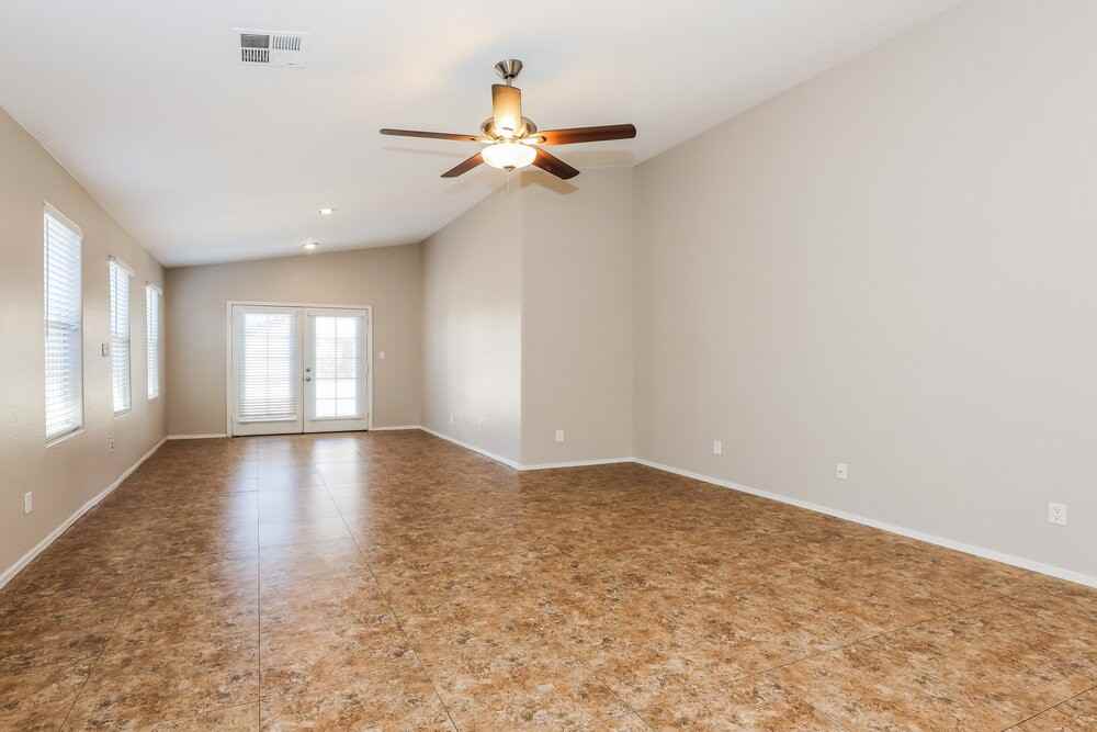 3312 W Five Mile Peak Dr - Photo 5 of 16