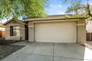 featured image of 2621 W Medinah Way