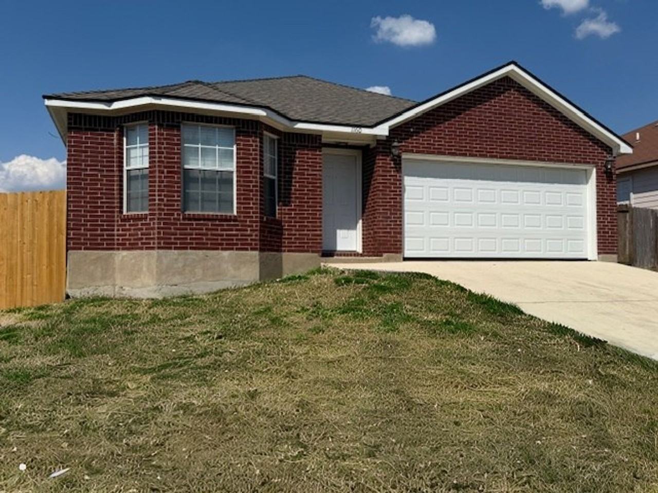 1160 Hilltop Dr - Photo 2 of 16