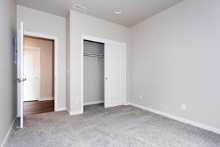 725 N Center Pkwy - Photo 1 of 1