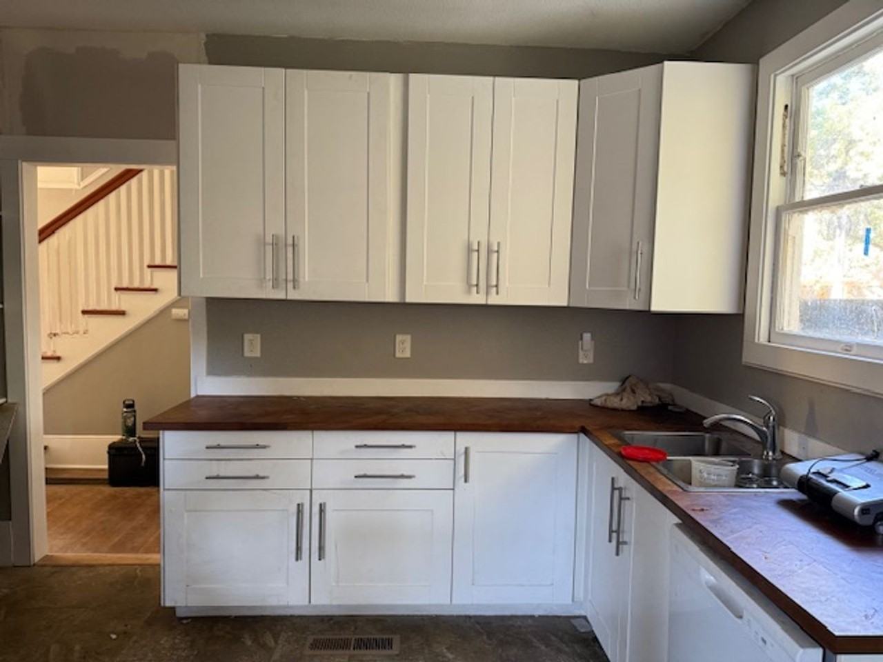 203 1st St - Photo 5 of 7