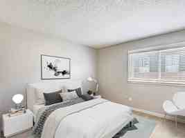 featured image of 930 Casanova Ave