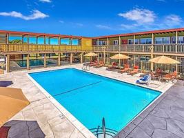 featured image of 930 Casanova Ave