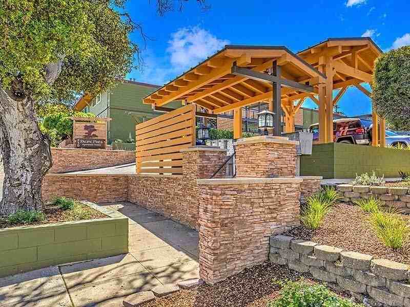 930 Casanova Ave - Photo 6 of 25