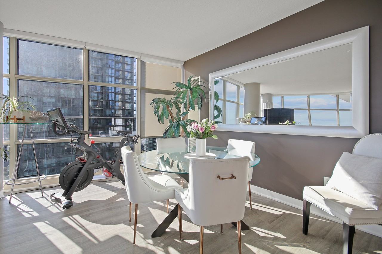 35 Mariner Terr #1 - Photo 2 of 40