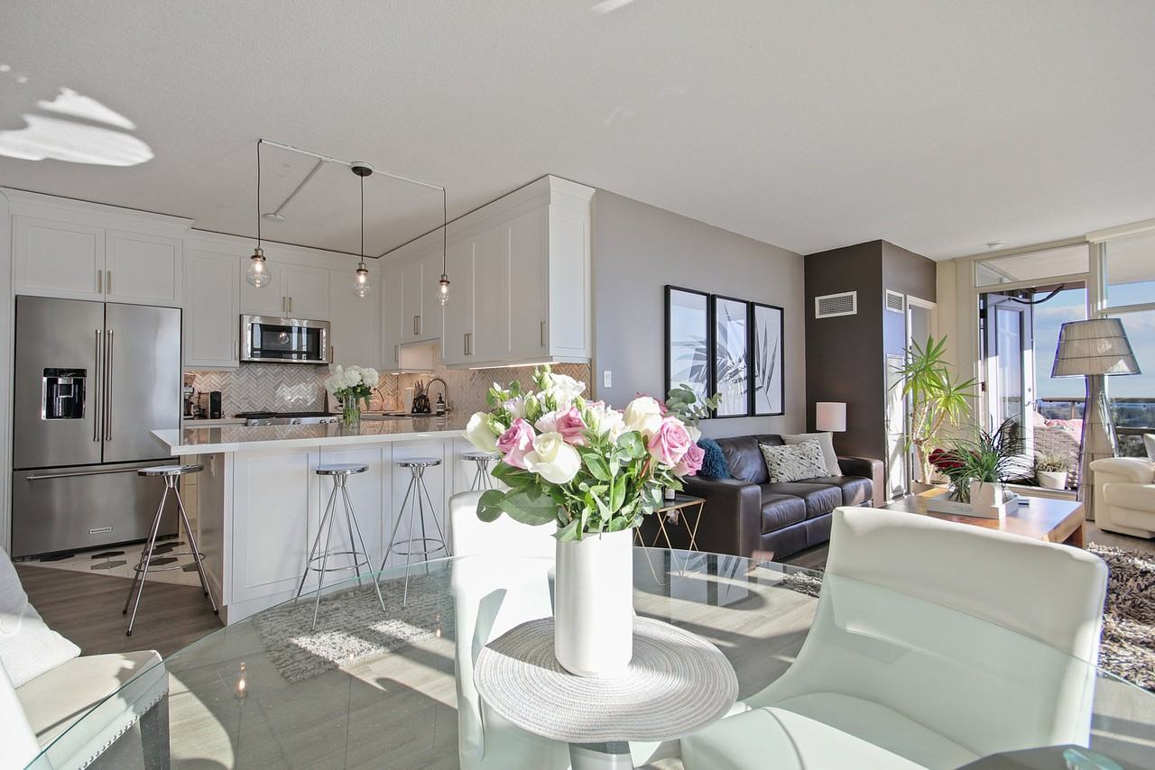 35 Mariner Terr #1 - Photo 4 of 40