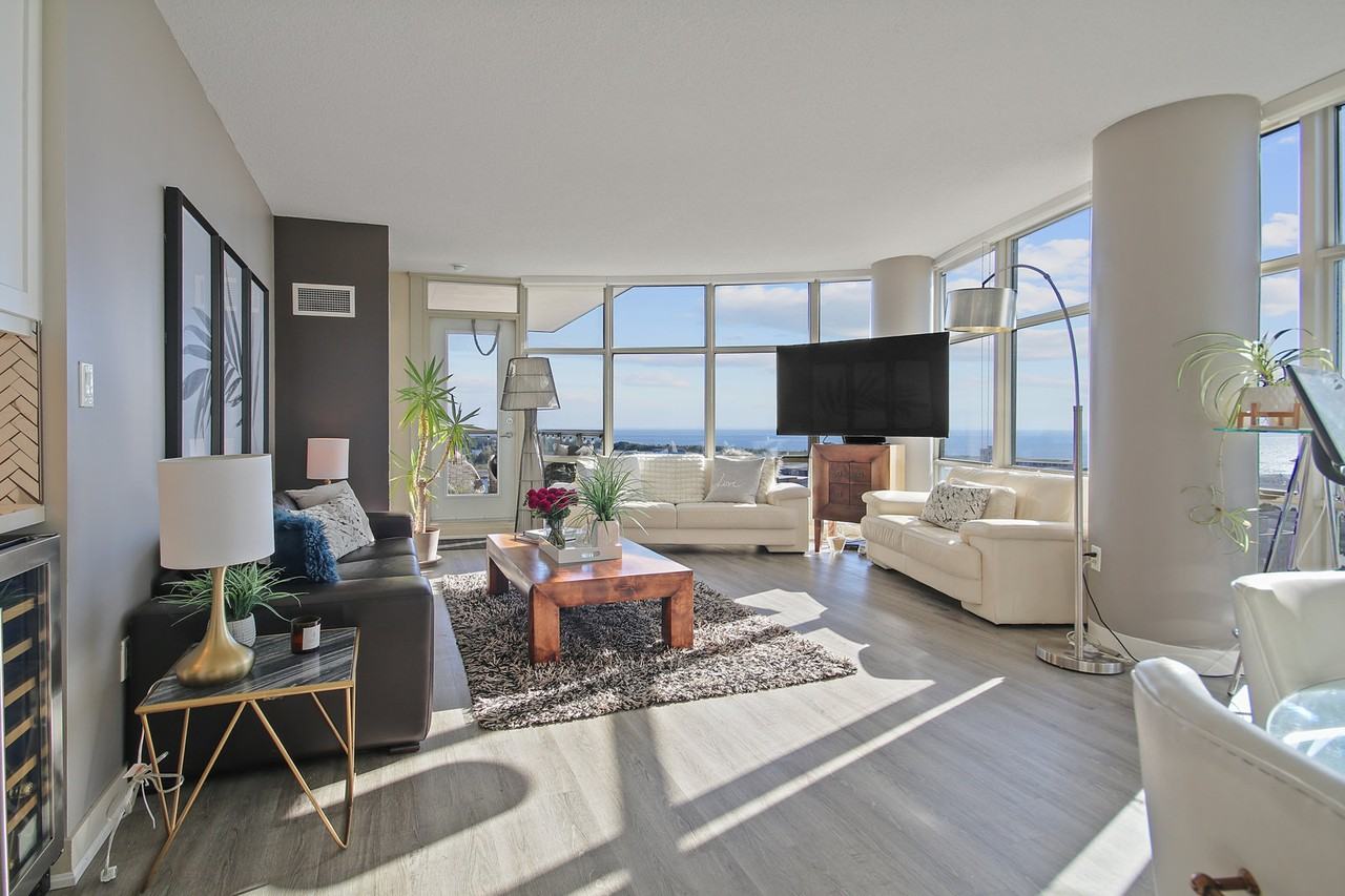 35 Mariner Terr #1 - Photo 5 of 40