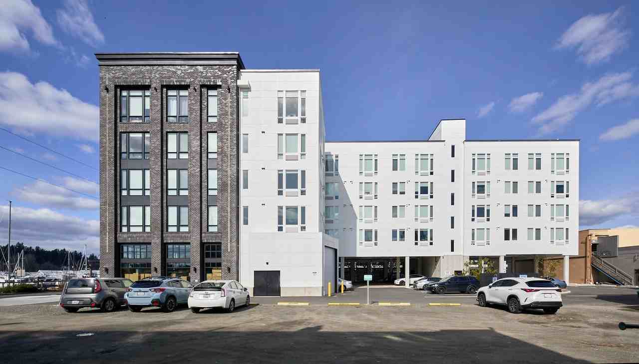 120 Water St. NW - Photo 4 of 14