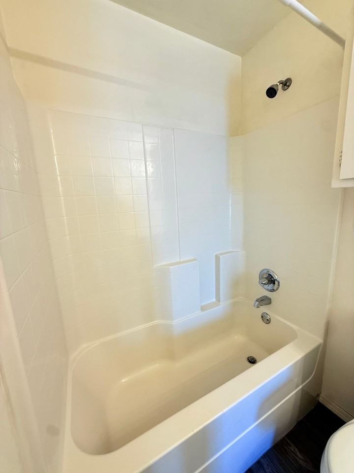 Cedar Creek Apartment Homes - Photo 5 of 11