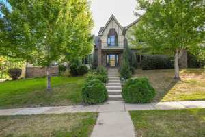 featured image of 4404 South Yellowstone Lane