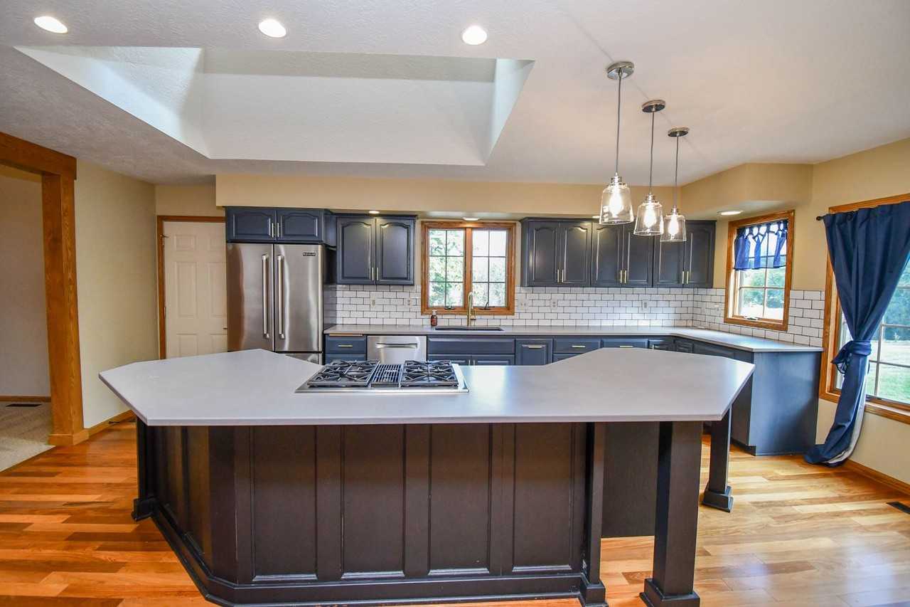 4404 South Yellowstone Lane - Photo 5 of 50