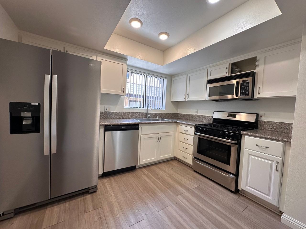 Agoura Carriage House LLC - Photo 6 of 50