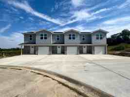 featured image of 142 142,144,146 Wiese Parkway