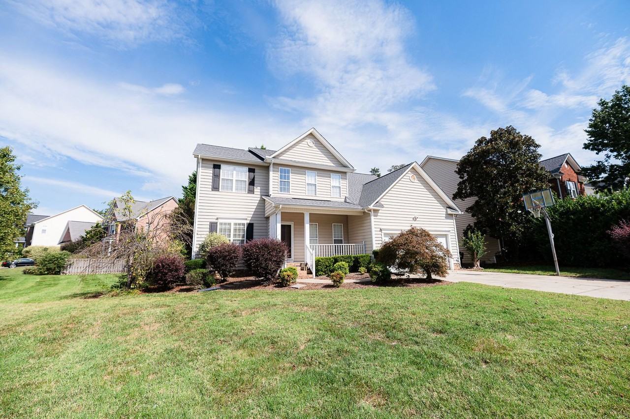 2957 Maple Branch Dr - Photo 3 of 46