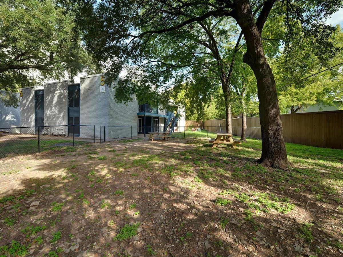 1212 Westheimer Dr - Photo 2 of 18