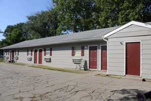 featured image of 728 W 11th St