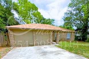 1204 Preswick Cir - Photo 1 of 1