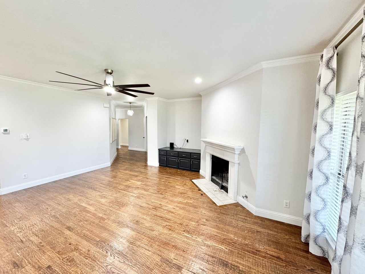 124 Country Lakes Dr - Photo 4 of 42