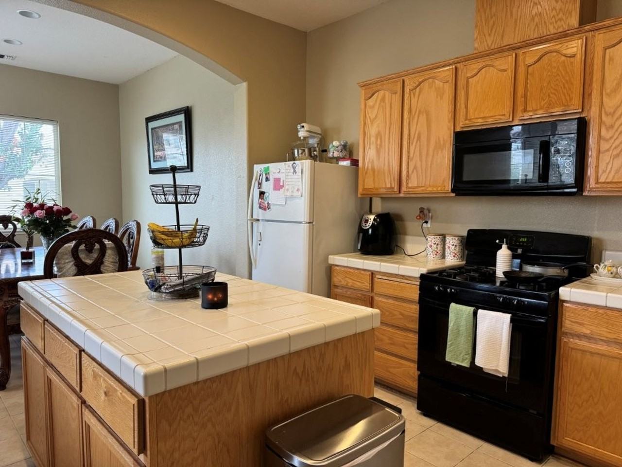 1938 Hecke Dr - Photo 3 of 16