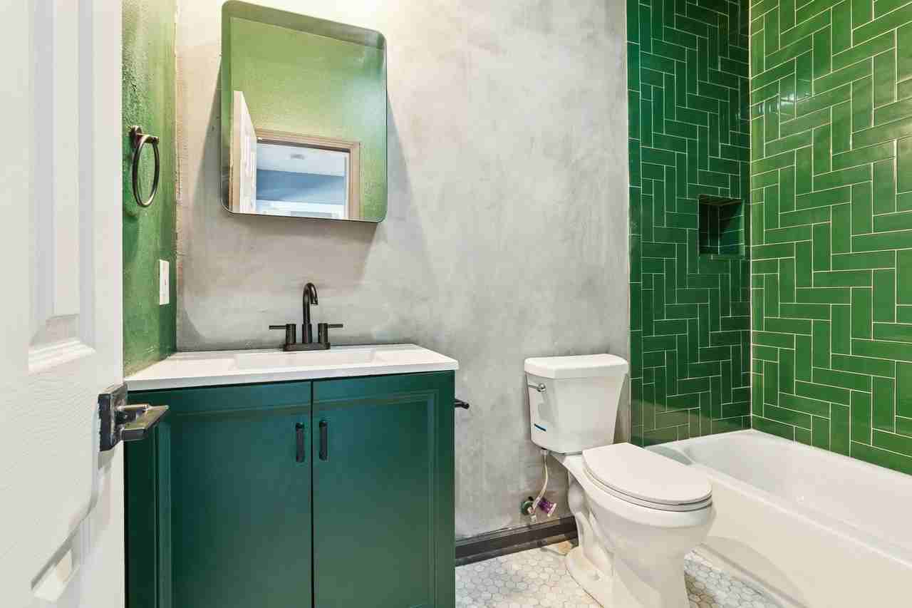 2632-34 Annette St - Photo 7 of 10