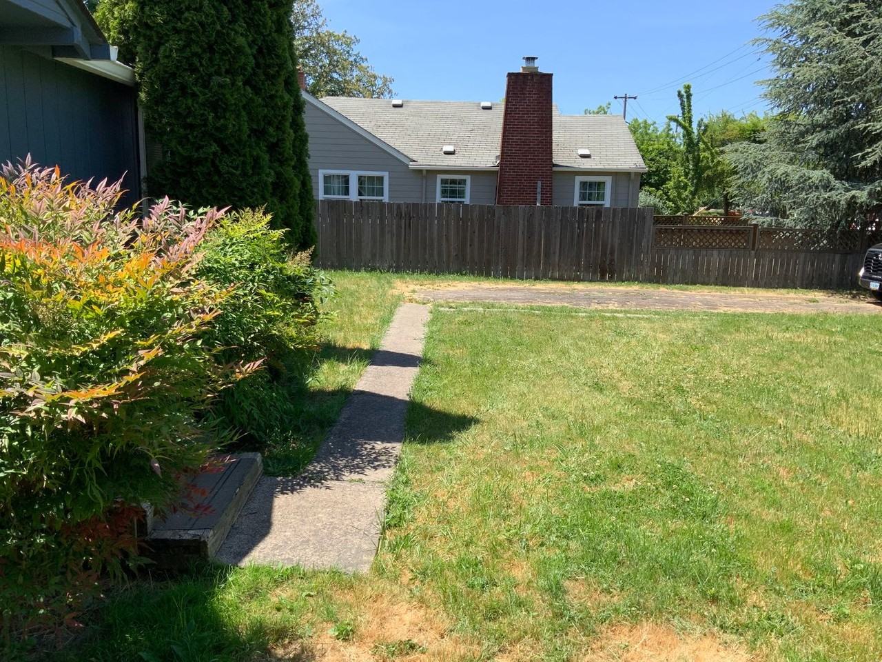 1570 W 8th Ave - Photo 4 of 20