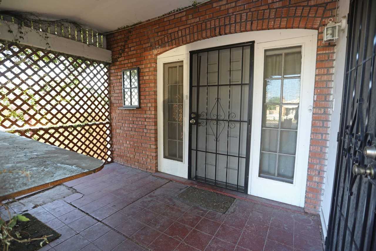 1348 N. Euclid Ave. - Photo 2 of 16