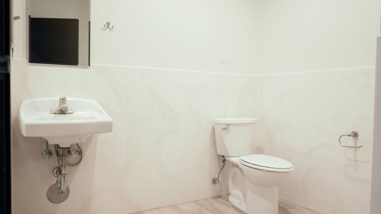 1414 N. 1st Ave. - Photo 6 of 8