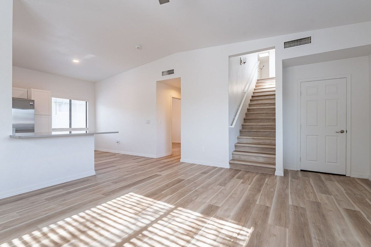 1521 N. Park Ave. - Photo 2 of 28