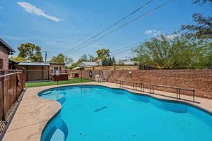 featured image of 2102 N Norton Ave