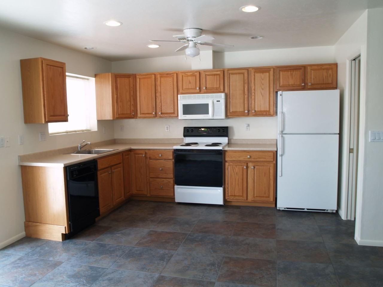 2233 N. 1st Ave. - Photo 5 of 13