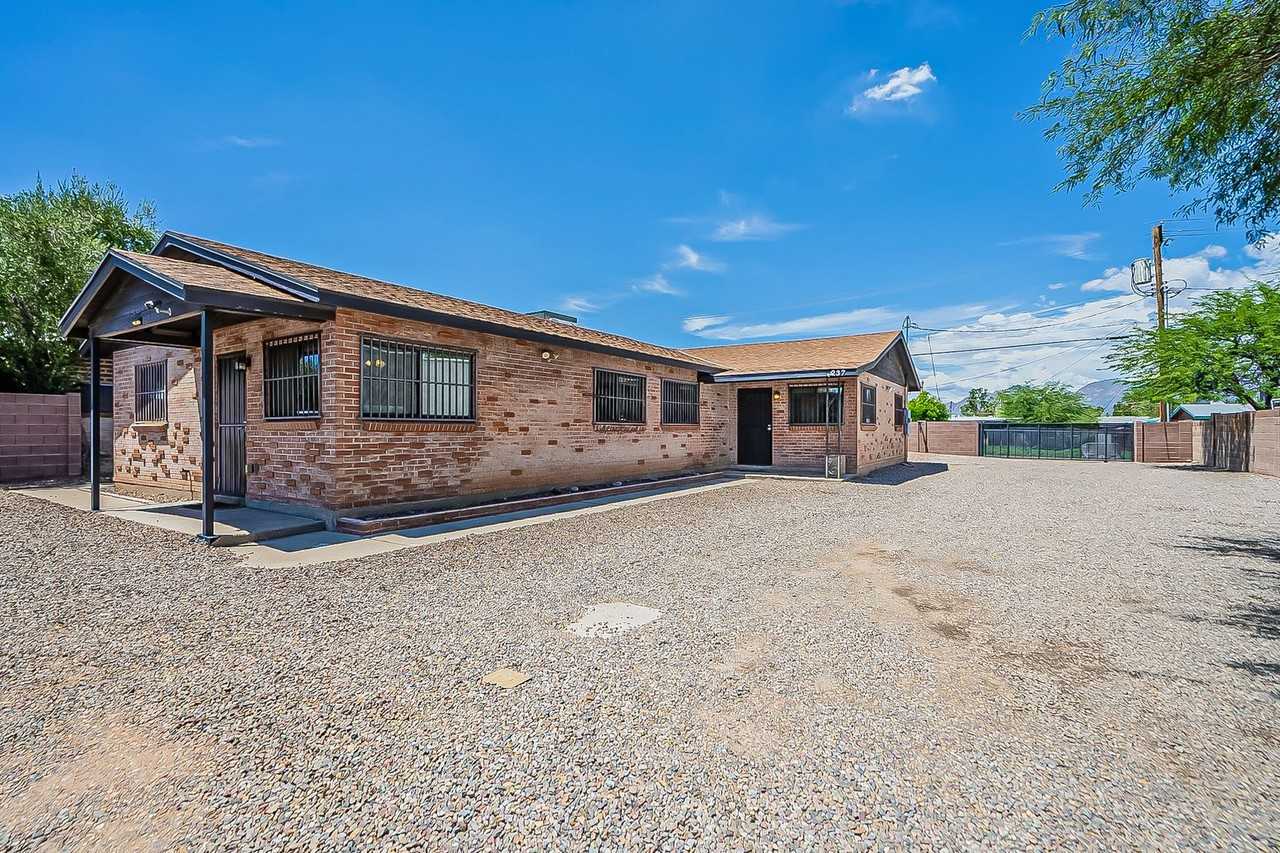 2237 E. Grant Rd. - Photo 7 of 27