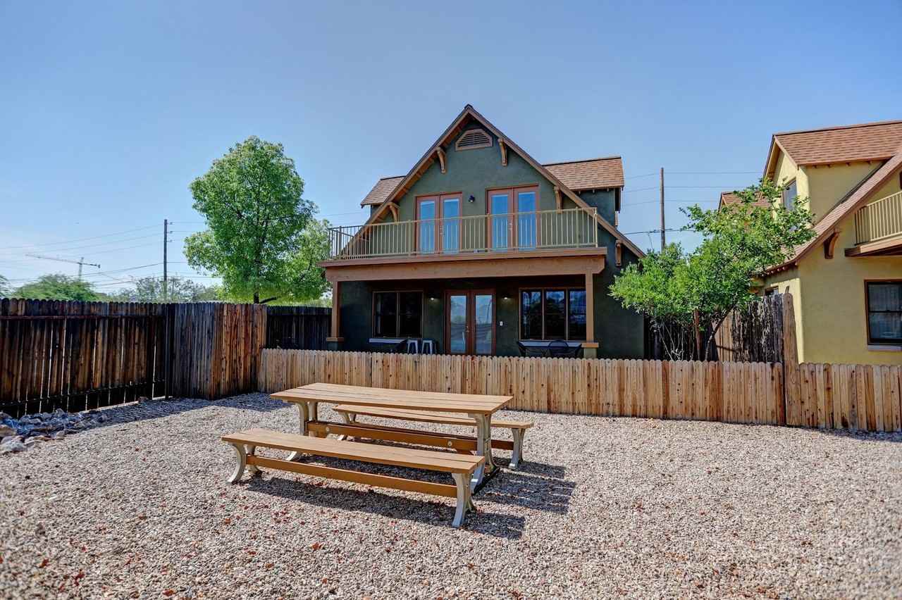 1055 N. 3rd Ave. - Photo 3 of 21