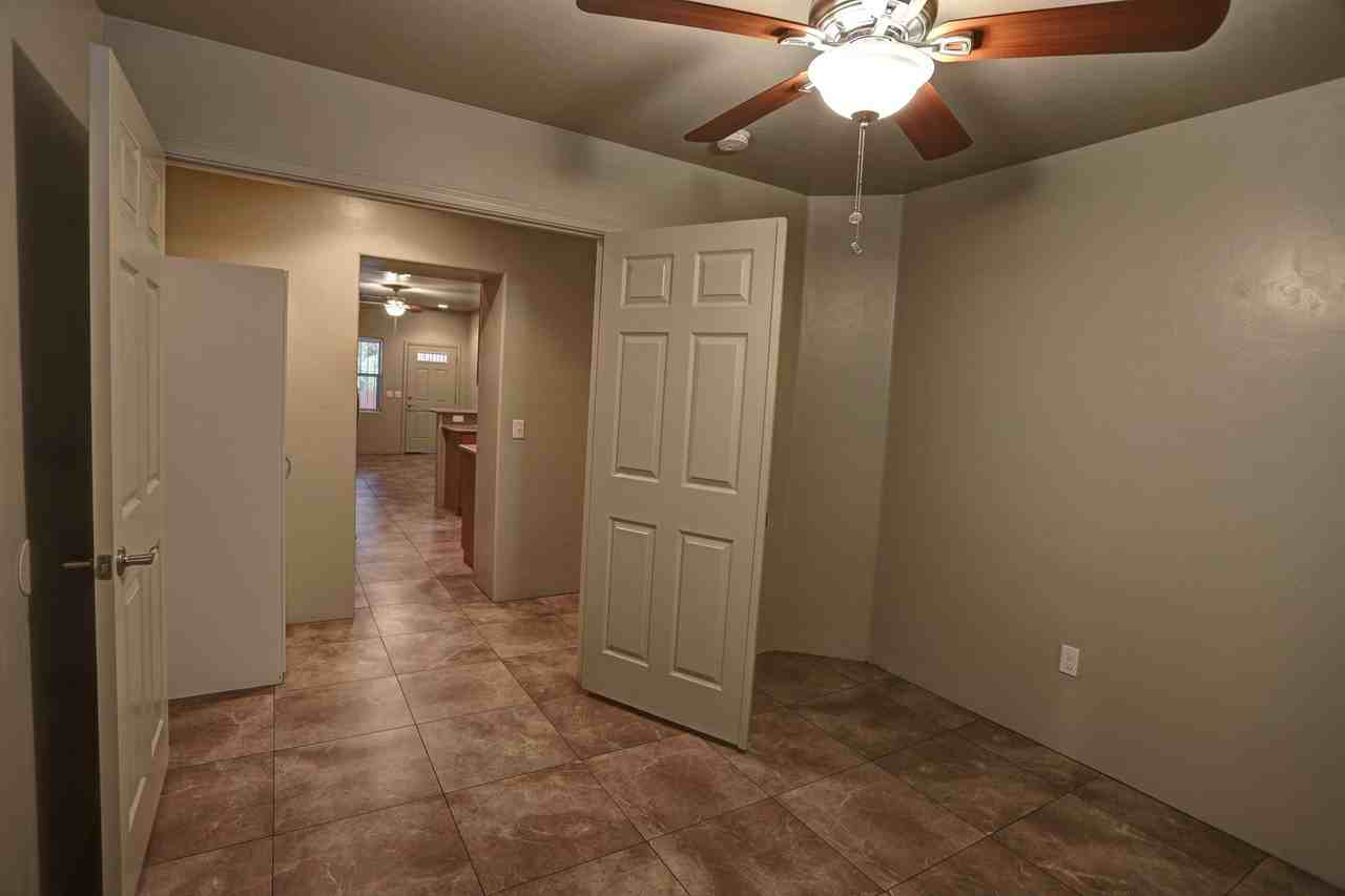 1441 E. 8th St. - Photo 7 of 37