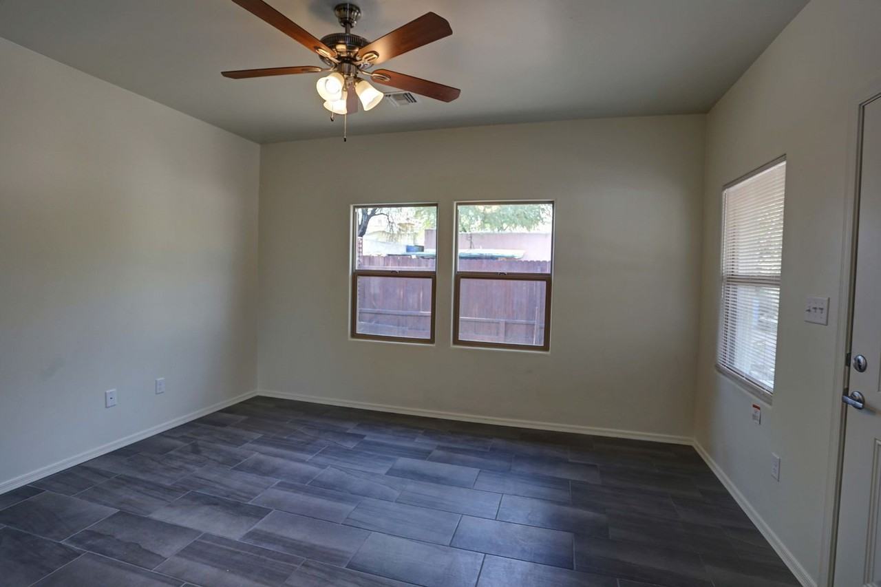 223 N. Mountain Ave. - Photo 7 of 18