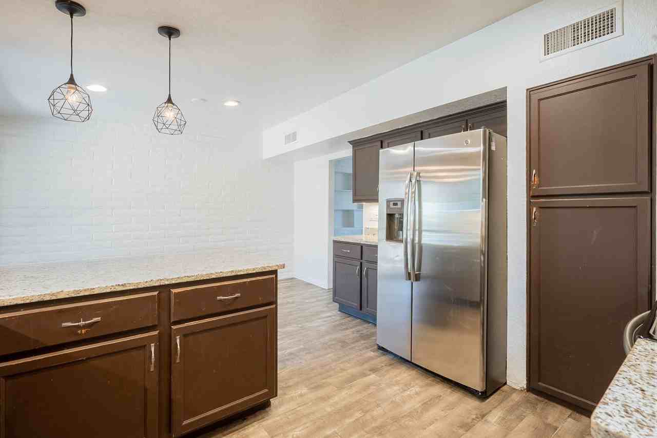 1309 N. Park Ave. - Photo 6 of 50